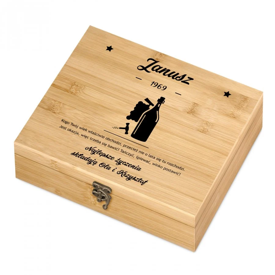 Elektryczny korkociąg I inne akcesoria do wina w personalizowanej skrzynce